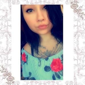 Meet your Posher, Kenziee